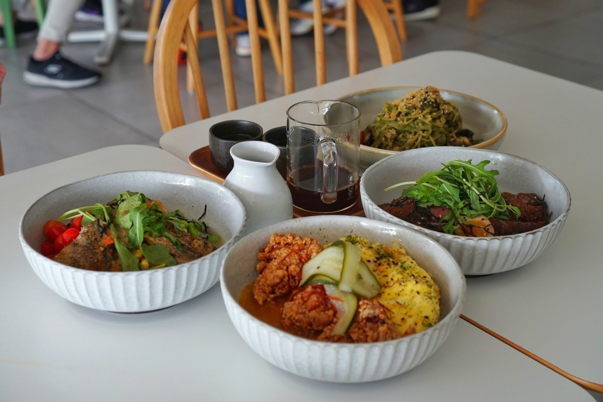 Neighbour’s Coffee Cafe fb 1