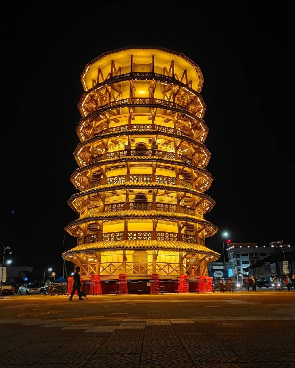 menara condong