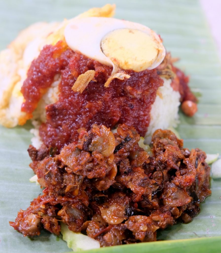 nasi-lemak-angah-sentul-pasar-batu-2-12-Jalan-ipoh-006-896×1024